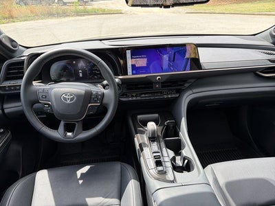 2025 Toyota Crown Signia Limited