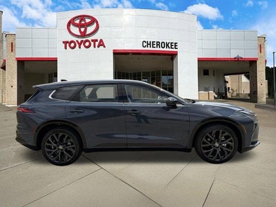 2025 Toyota Crown Signia Limited