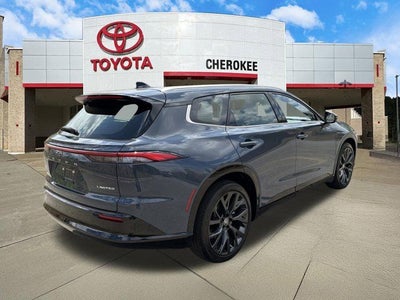 2025 Toyota Crown Signia Limited