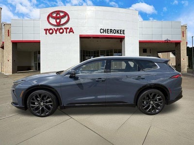 2025 Toyota Crown Signia Limited