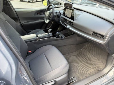 2025 Toyota Prius LE