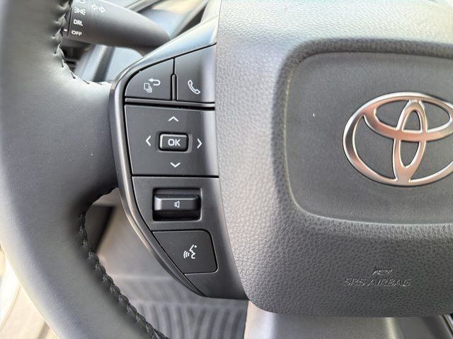 2025 Toyota Prius LE