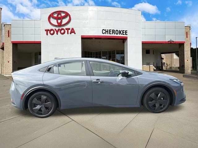 2025 Toyota Prius LE