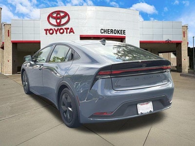 2025 Toyota Prius LE