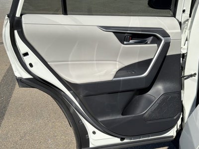 2022 Toyota RAV4 Hybrid XLE Premium
