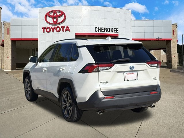 2022 Toyota RAV4 Hybrid XLE Premium
