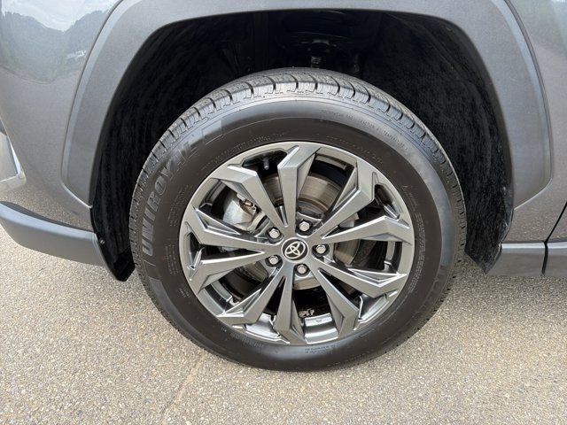 2024 Toyota RAV4 Hybrid XLE Premium