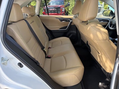2020 Toyota RAV4 XLE Premium