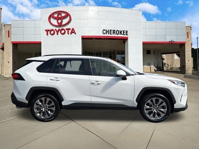 2020 Toyota RAV4 XLE Premium