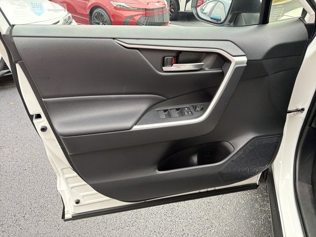 2023 Toyota RAV4 Prime SE
