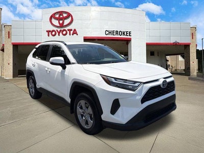 2022 Toyota RAV4 Hybrid XLE