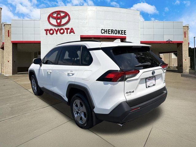 2022 Toyota RAV4 Hybrid XLE