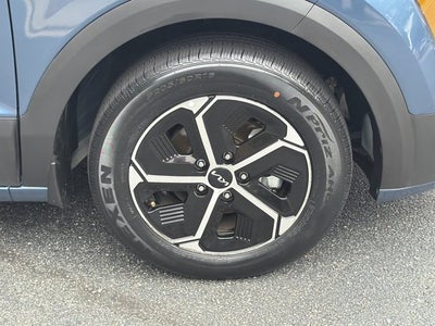2025 Kia Niro EX