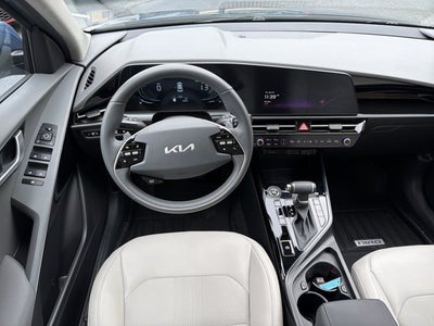2025 Kia Niro EX