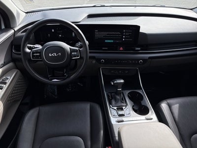 2025 Kia Carnival SX