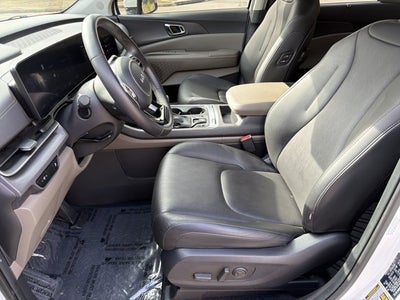 2025 Kia Carnival SX