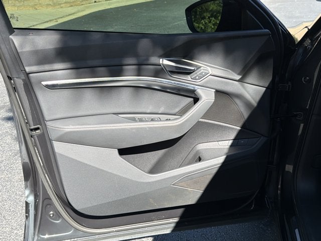 2021 Audi e-tron Premium quattro