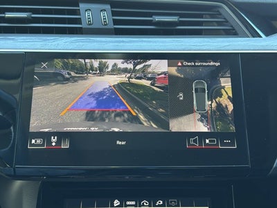 2021 Audi e-tron Premium quattro