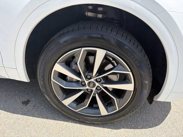 2021 Audi Q5 quattro