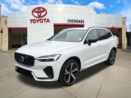 2024 Volvo XC60 B5 Ultimate Dark Theme